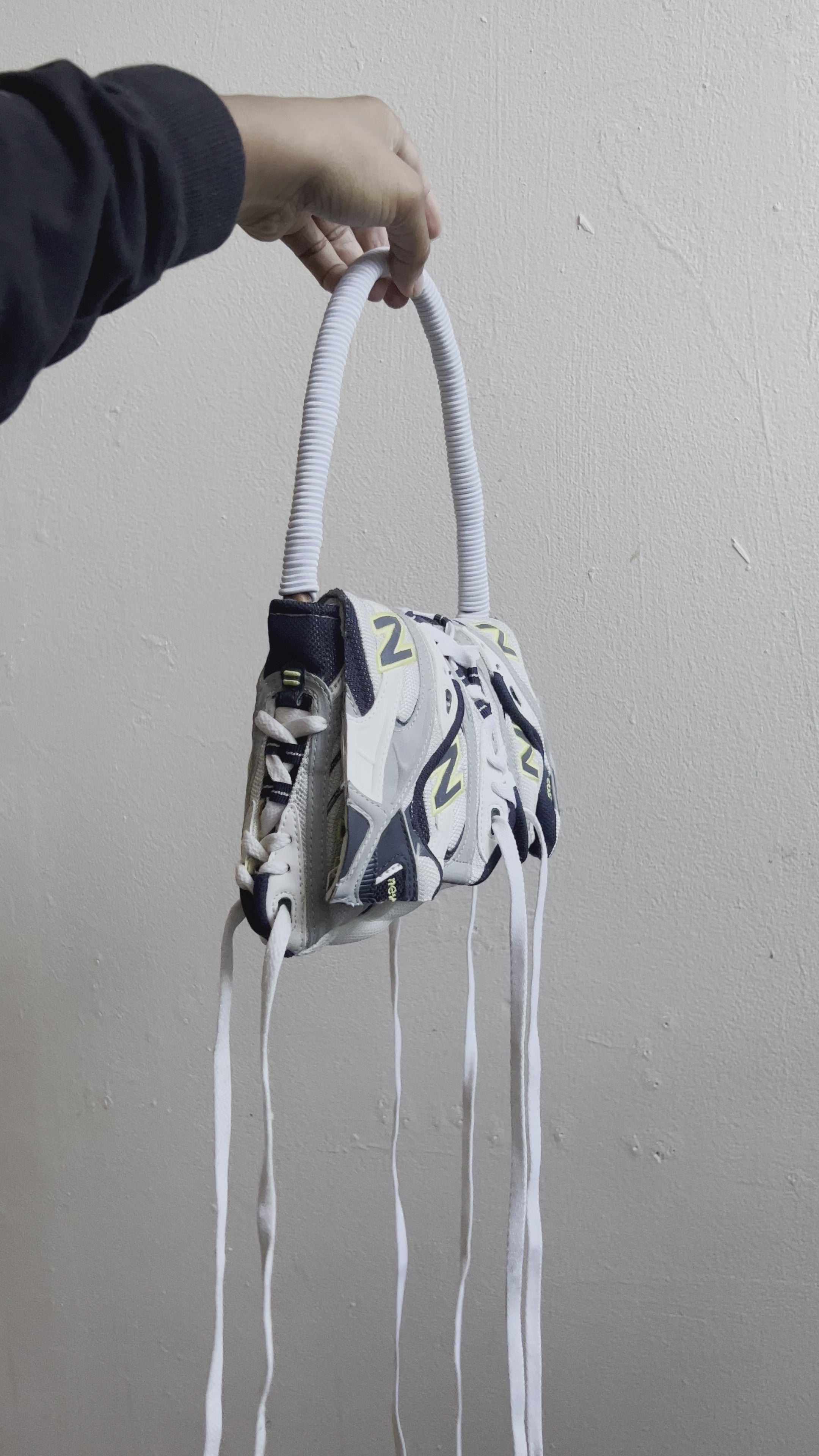 FMG x 502 SNEAKER BAG