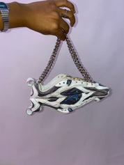 FRISKMEGOOD SNEAKER CLUTCH