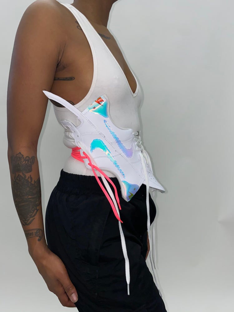 FRISKMEGOOD ‘07 LV8 SNEAKER CORSET