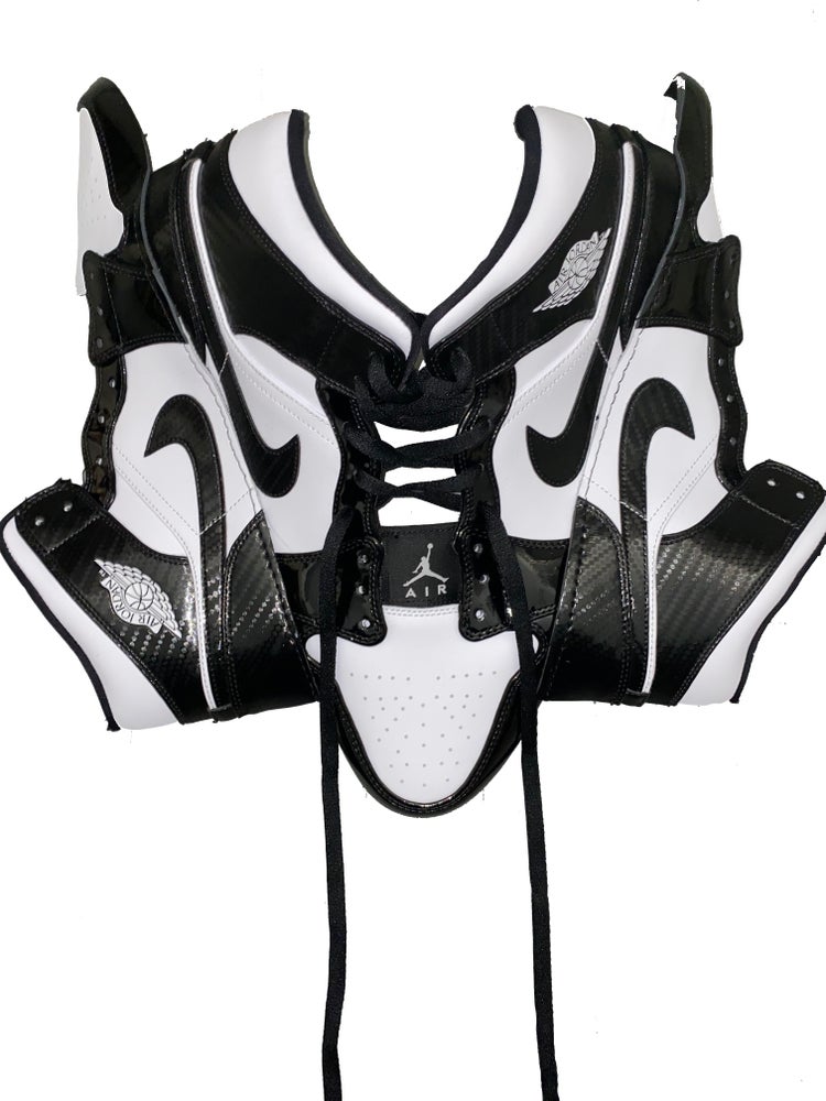 FRISKMEGOOD AJ-1 WHITE + BLACK SNEAKER TOP