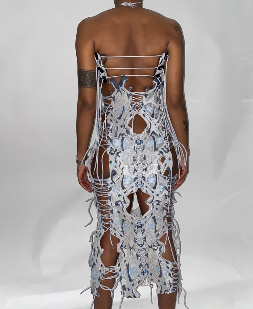 FRISKMEGOOD SNEAKER DRESS