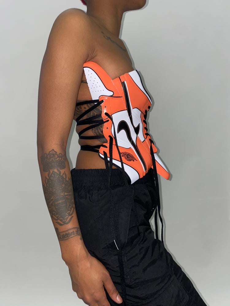 FRISKMEGOOD AJ-1 ORANGE CRUSH SNEAKER CORSET