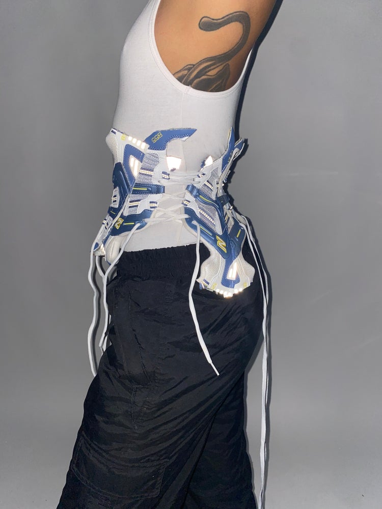 FRISKMEGOOD 855 SNEAKER CORSET