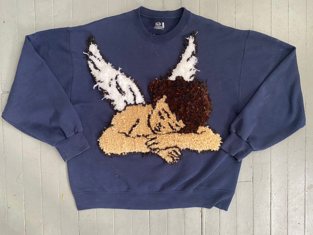 TOTAL ANGEL SWEATSHIRT