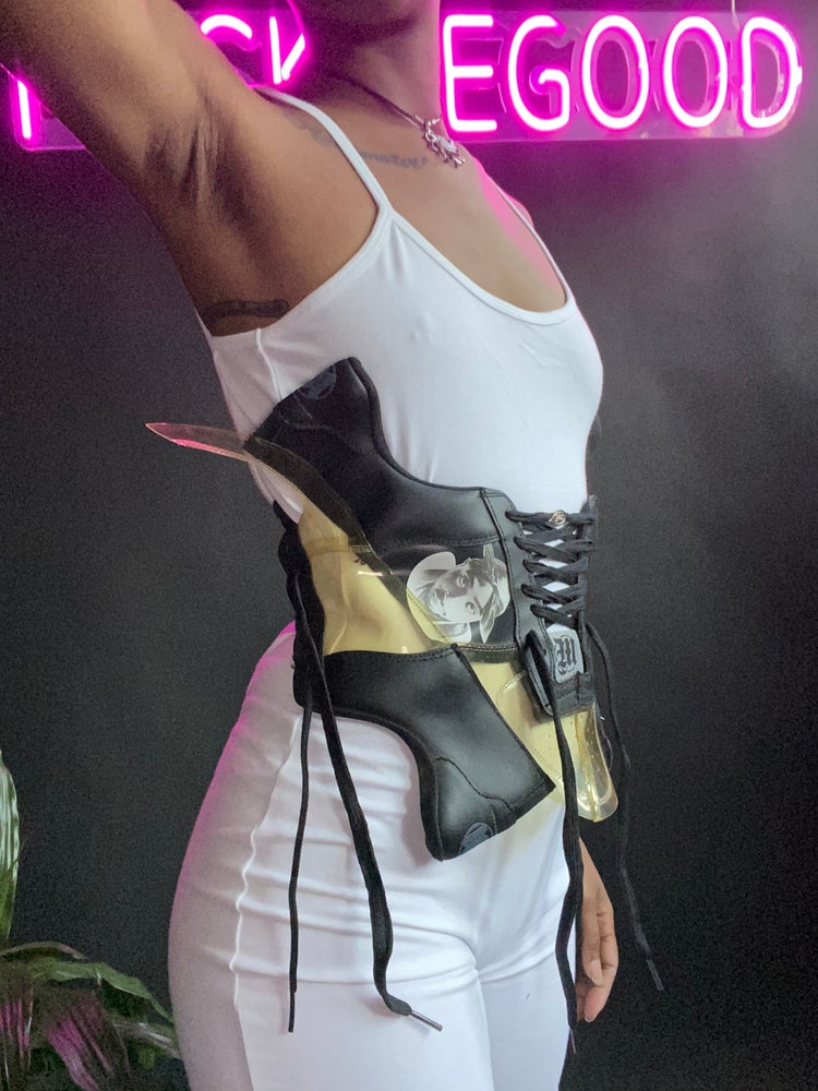 TUPAC SHAKORSET BLACK